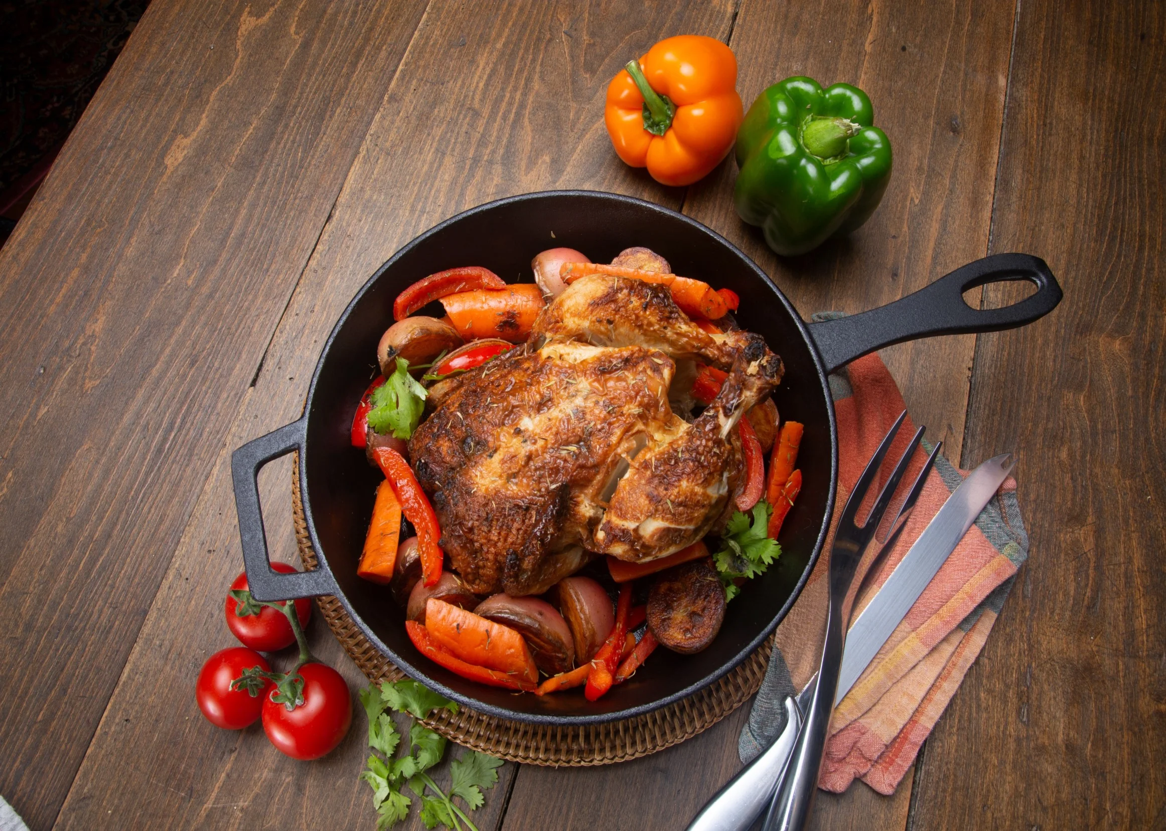 5-qt Cast Iron Covered Skillet - Image 5