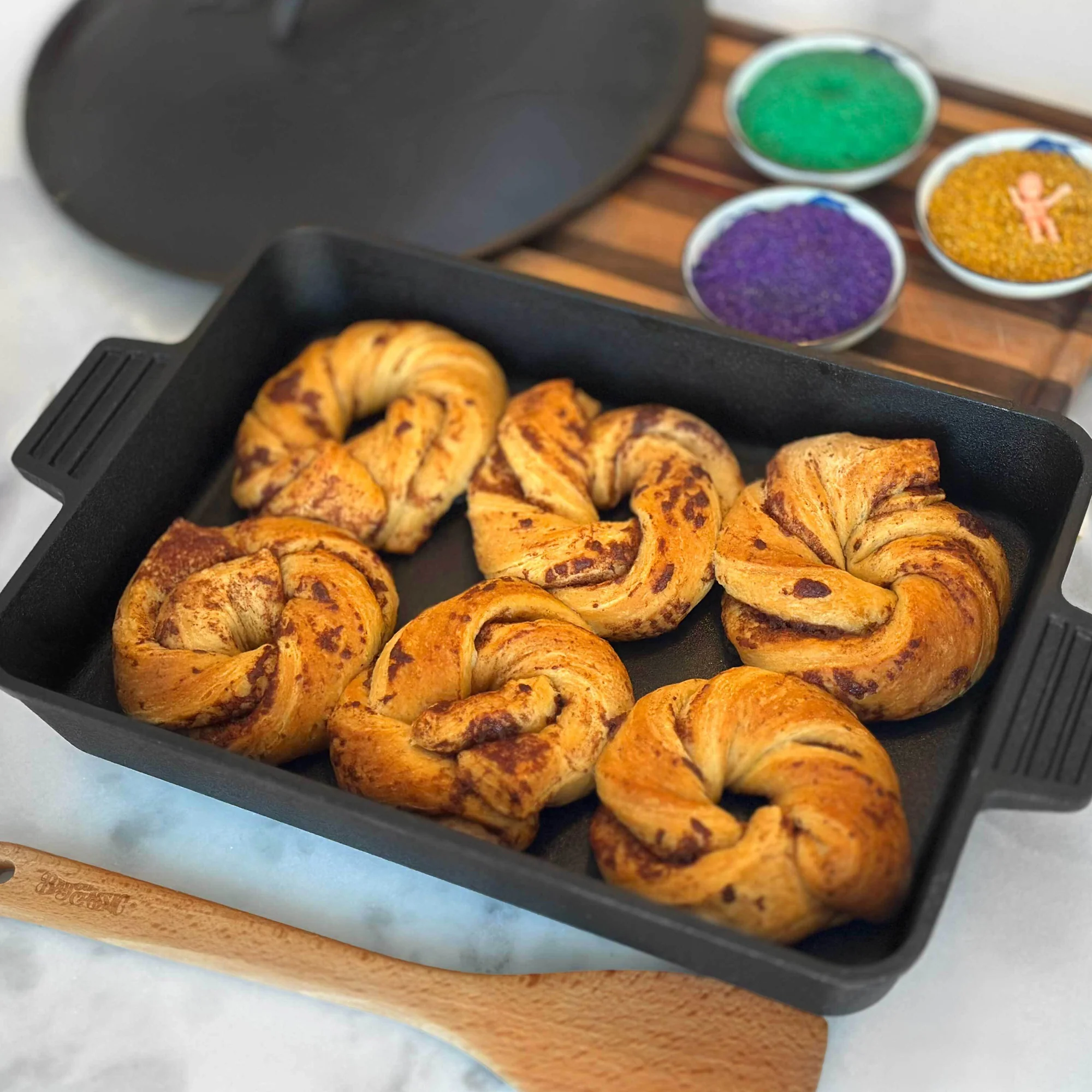 8-in and 13-in Cast Iron Pan Set - Image 5